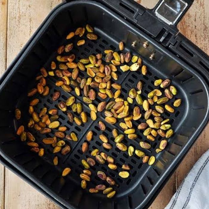 طرز بو دادن پسته تازه در خانه با هواپز